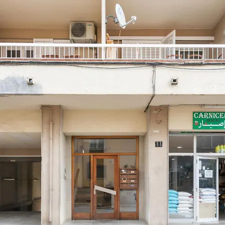 דירה Modern In With Balcony *
