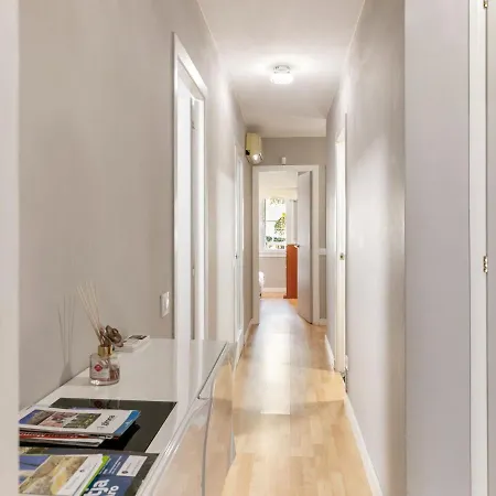 Modern In With Balcony Cassà de la Selva